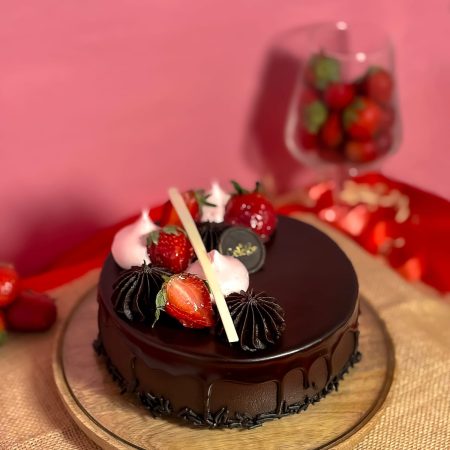 Chocolate Strawberry Cake