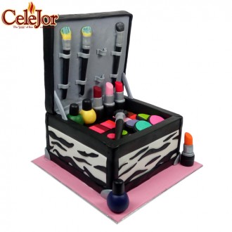 Fondant Mackup Box Cake (FGT-7017)