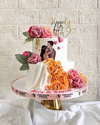 Couple Wedding Cake (WD-1047)